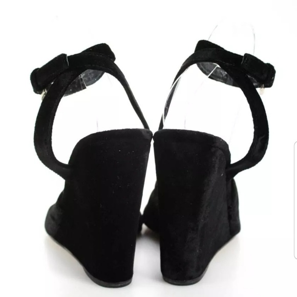 🌋🌋PRADA WEDGES - Picture 2 of 6